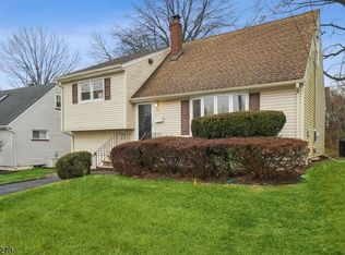 53 Ivanhoe Ter, Bloomfield, NJ 07003