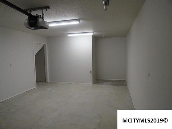 4th image of 635 Briarstone Dr Unit 2