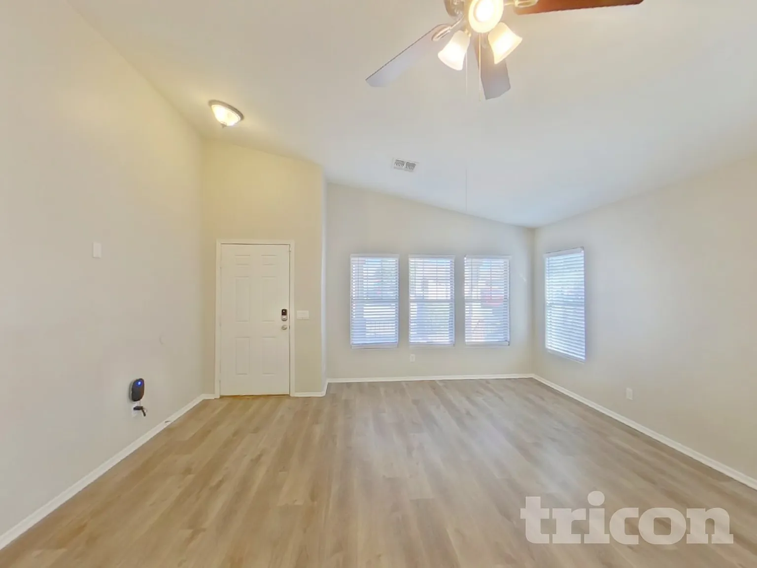 8529 W Hughes Drive Tolleson AZ — Photo 2