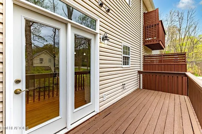 10708 Prince Albert Way — Photo 15