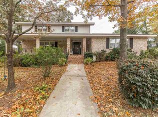 105 Oak Forest Ct, Warner Robins, GA 31088