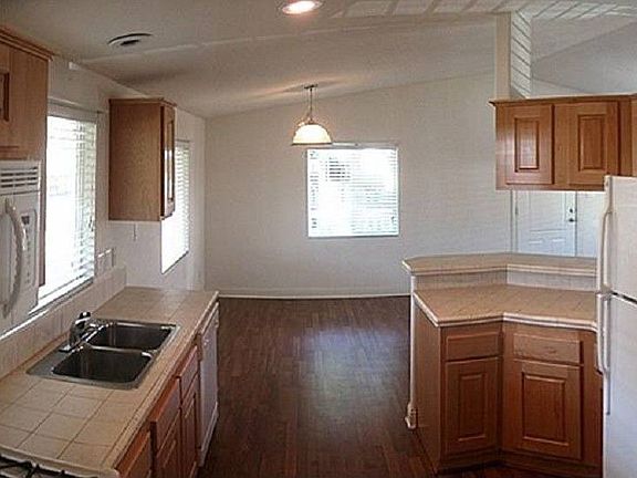5th image of 141 El Bosque Dr