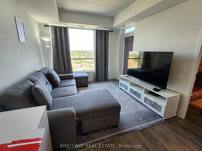 202 Burnhamthorpe Rd E #1207W — Photo 13