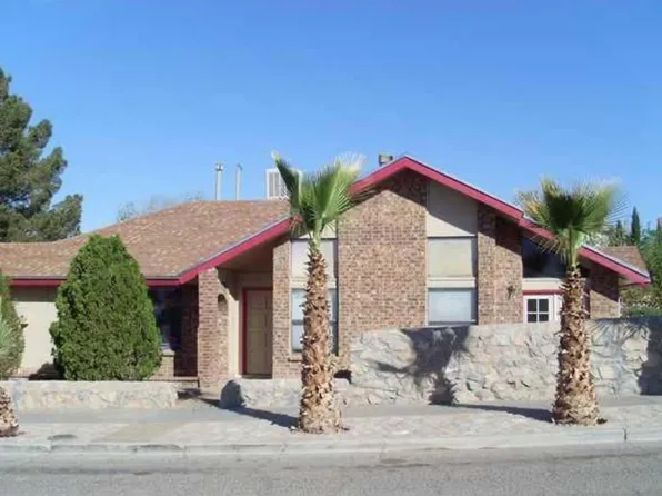 7421 Bishop Flores Dr, El Paso, TX 79912