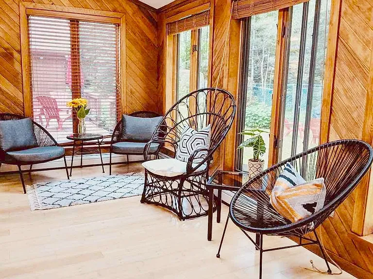 Building's Lounge
