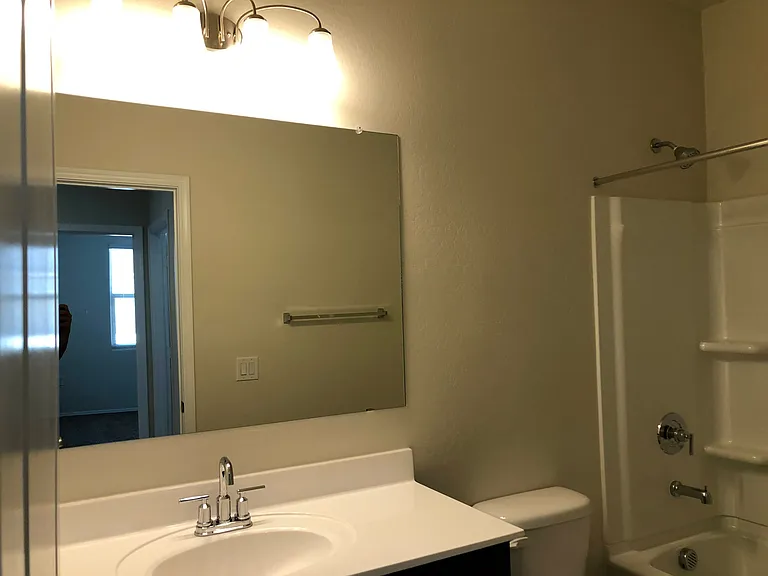 3702 N 307th Dr — Photo 22