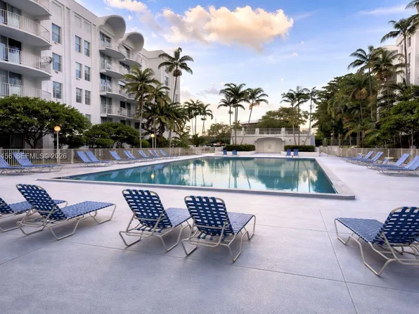 484 NW 165th Street Rd, Miami, FL