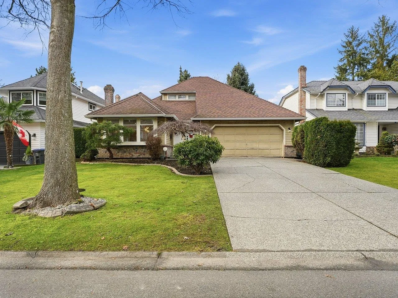 12201 Northpark Cres photo 1
