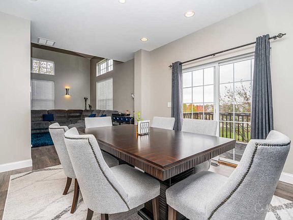 5th image of 104 Oak Knoll Ct