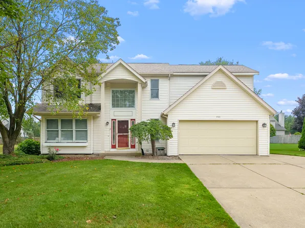 5723 Tradewind Dr, Portage, MI 49024