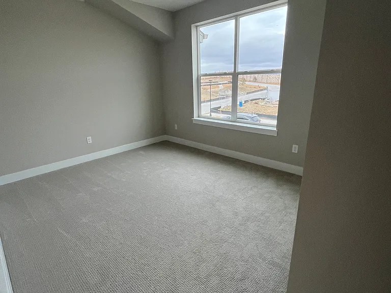 958 Superior Dr — Photo 10