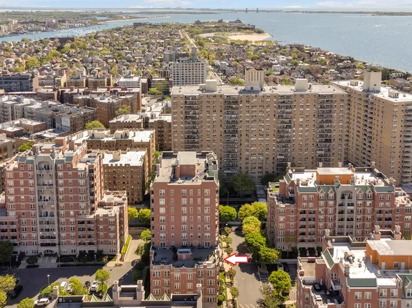 65 Oceana Drive East image 28 of 44