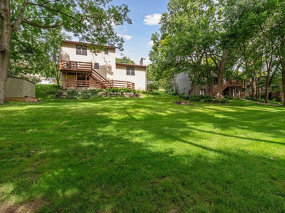 2nd image of 5021 Timber Ln