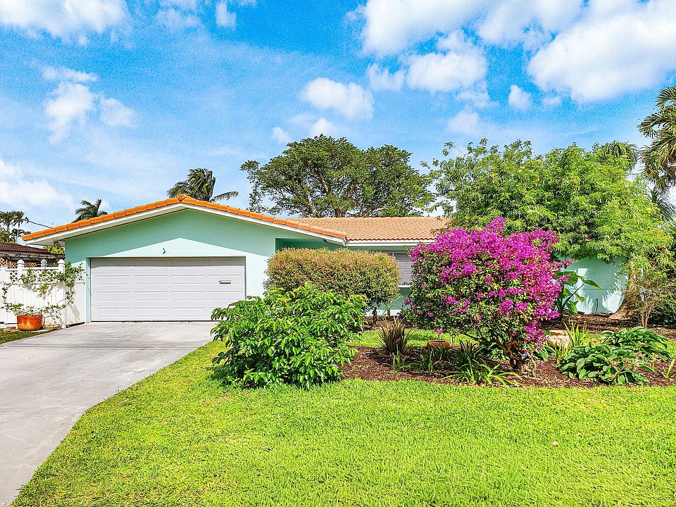 1st image of 200 NW 11th Avenue