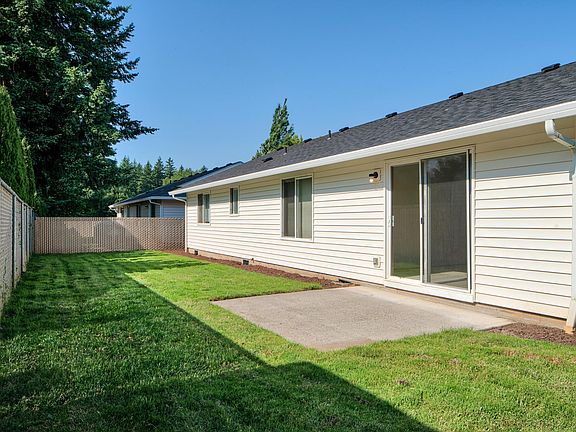 3rd image of 15501 NE 2nd St #549940