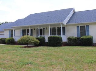 135 Chapel Branch Dr, Hebron, MD 21830