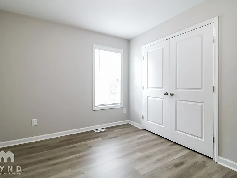 148 Bridge St — Photo 9