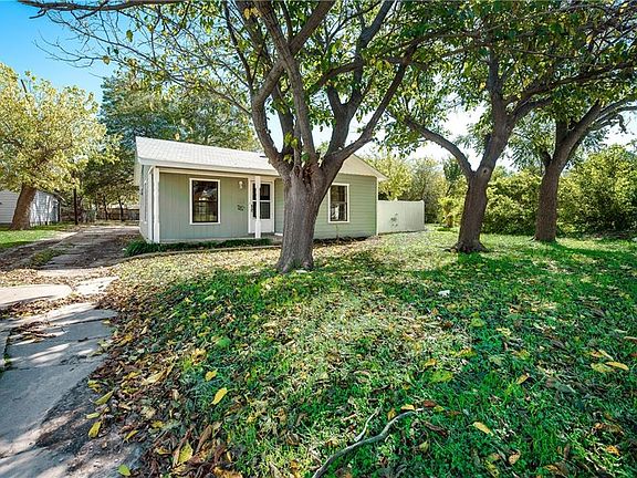 3rd image of 3513 Ramona Dr