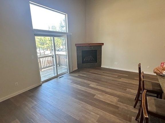4th image of 3361 Treehaven Dr #A