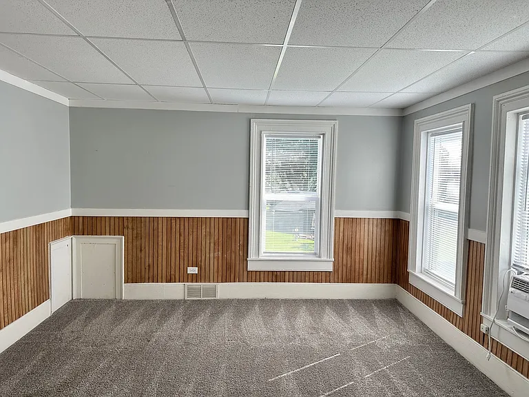 326 Railroad St #2 — Photo 8