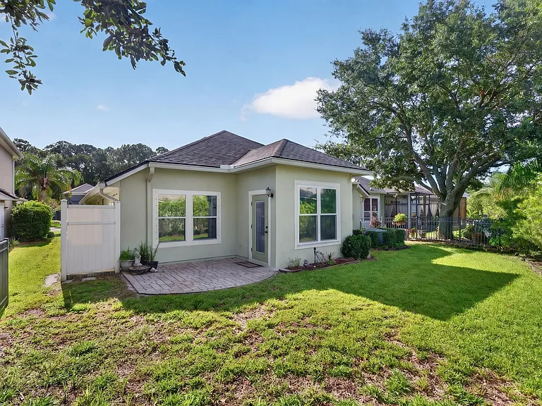 73 Durango Dr — Photo 32