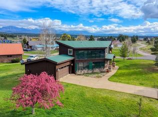 631 Lakeside Dr, Pagosa Springs, CO 81147