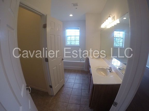 2nd image of 819 S Fort Harrison Ave