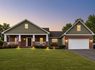 80 Riverhead Dr, Staunton, VA 24401