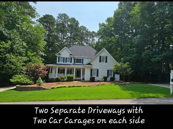 9004 Hometown Dr, Raleigh, NC 27615