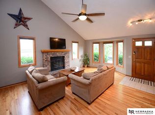 10605 Nebraska Ave, Omaha, NE 68134