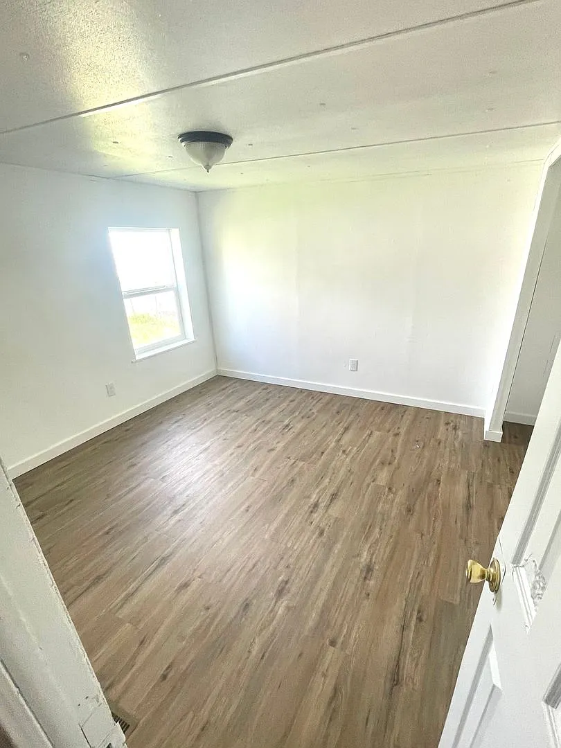 Newly Renovated 3 Bed/2 Bath Mobile Home for Rent Idaho Falls, Idaho — Photo 3