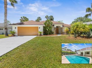 11 White Oak Ln, Palm Coast, FL 32164
