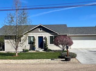 1518 E Florida Ave, Nampa, ID 83686