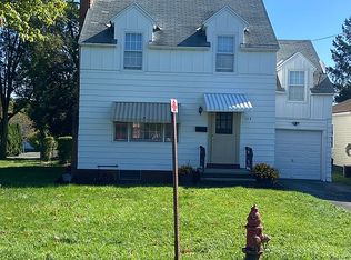 164 Darlington Rd, Syracuse, NY 13208