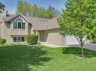 5680 W 140th St, Savage, MN 55378