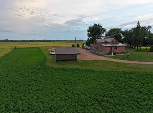 7747 235th St, Silver Lake, MN 55381