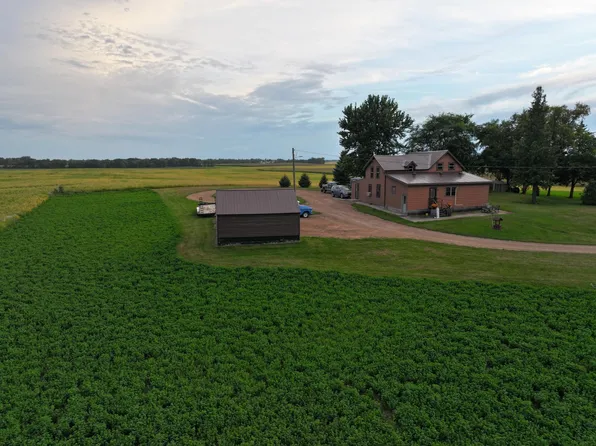 7747 235th St, Silver Lake, MN 55381