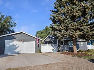 3609 2nd Ave E, Williston, ND 58801