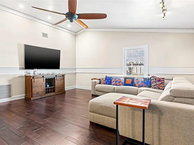 6701 Leeward Isle Way — Photo 17
