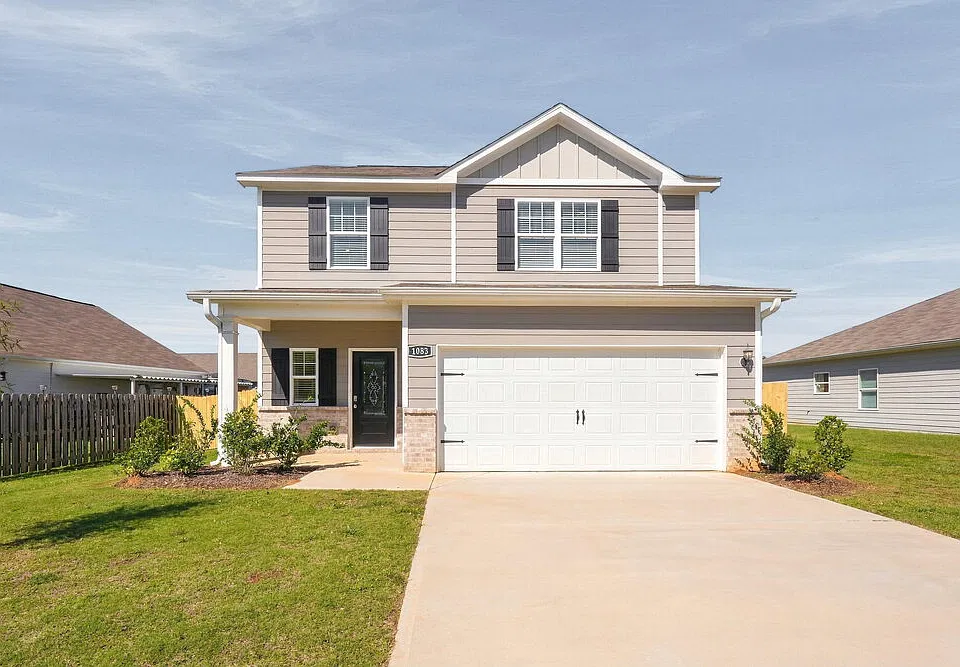 1083 Pilgrim Ln