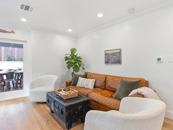 5th image of 4852 Mount Almagosa Dr