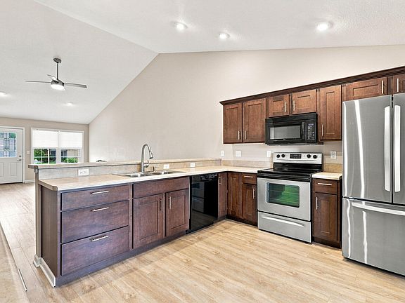 5th image of 502 Aspen Trl