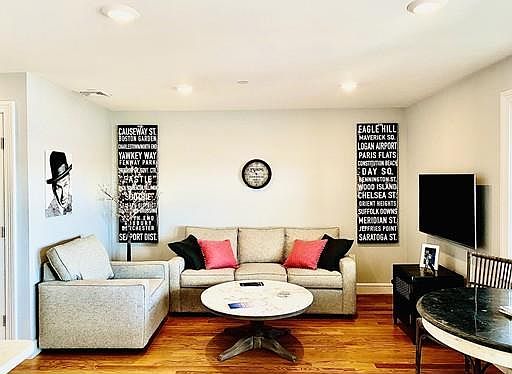 2nd image of 214 E Eagle St #80