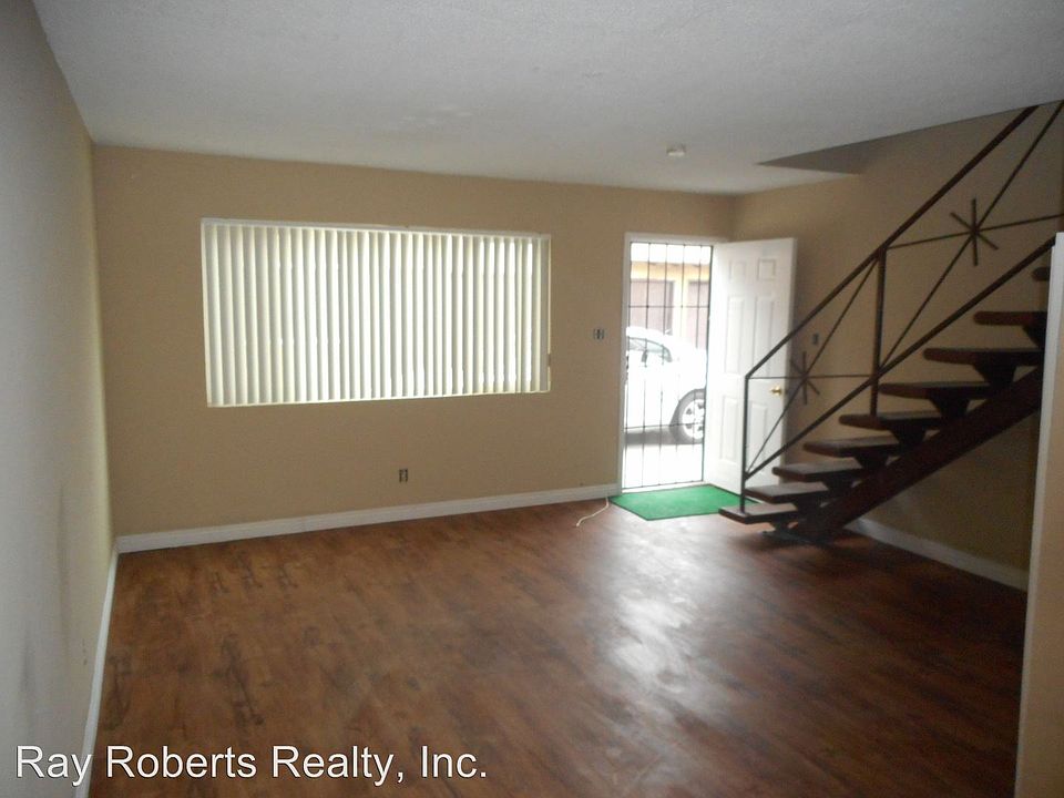 1st image of 11725 1/2 216th St