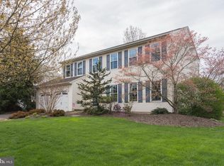227 Wayside Dr, Warrington, PA 18976