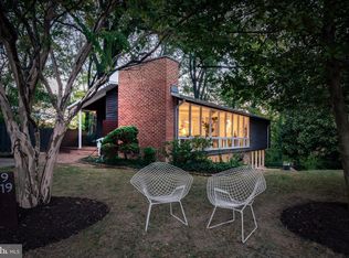 1919 Marthas Rd, Alexandria, VA 22307