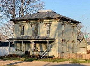 201 S Base St, Morrison, IL 61270