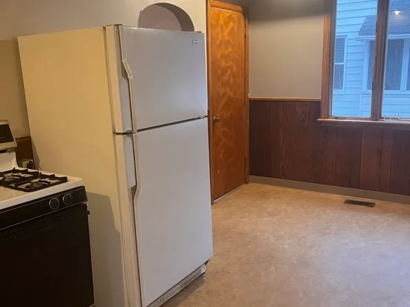 41 Oak St, Wilkes Barre, PA 18702