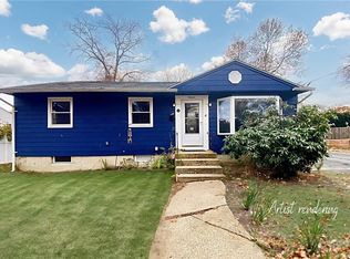 16 Yale Dr, Coventry, RI 02816