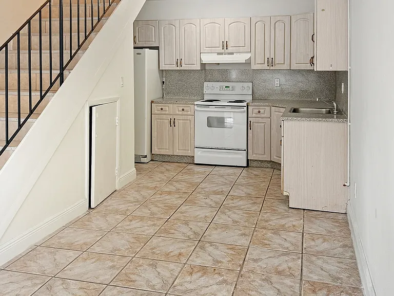 1560 NW 15th Street Rd #11 — Photo 25